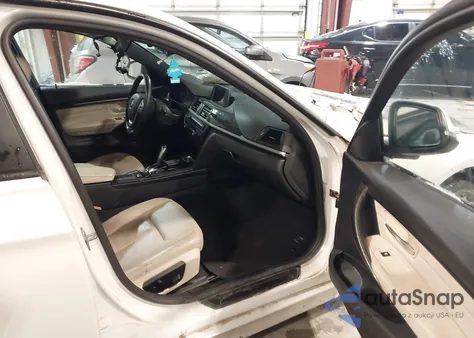 2015 BMW 328I xDrive z USA, uszkodzony, nr VIN WBA3B3C56FJ983895